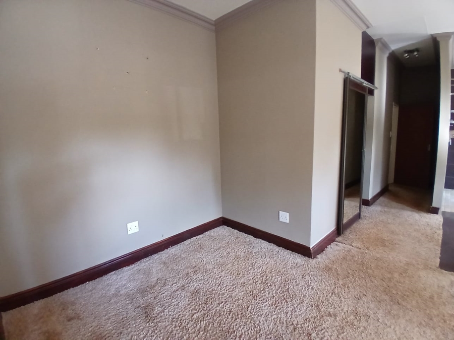5 Bedroom Property for Sale in Kuruman Northern Cape